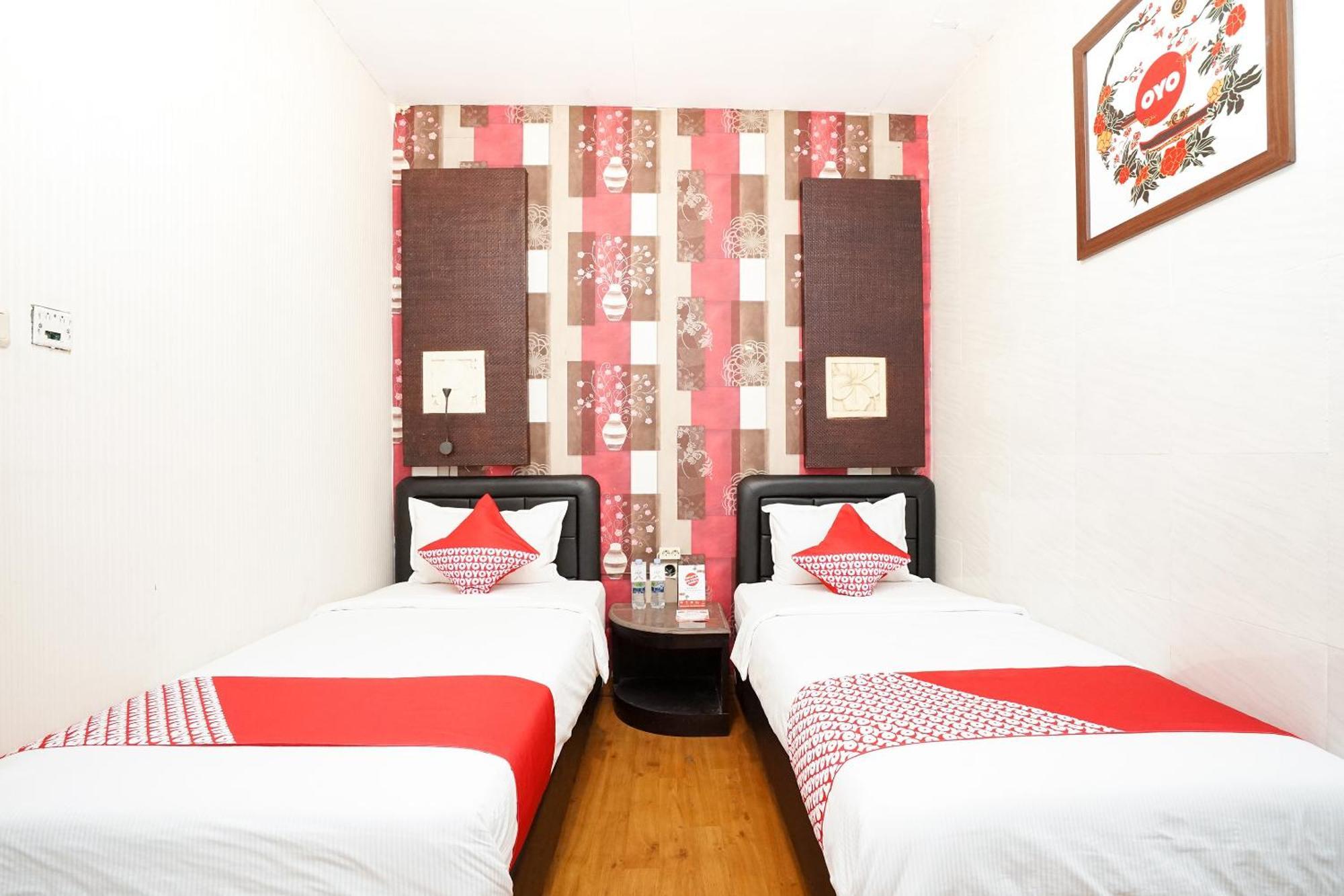 OYO 425 Mojokerto Guesthouse Exterior foto